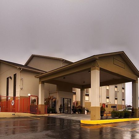 America'S Best Value Inn & Suites-Клинтон Экстерьер фото