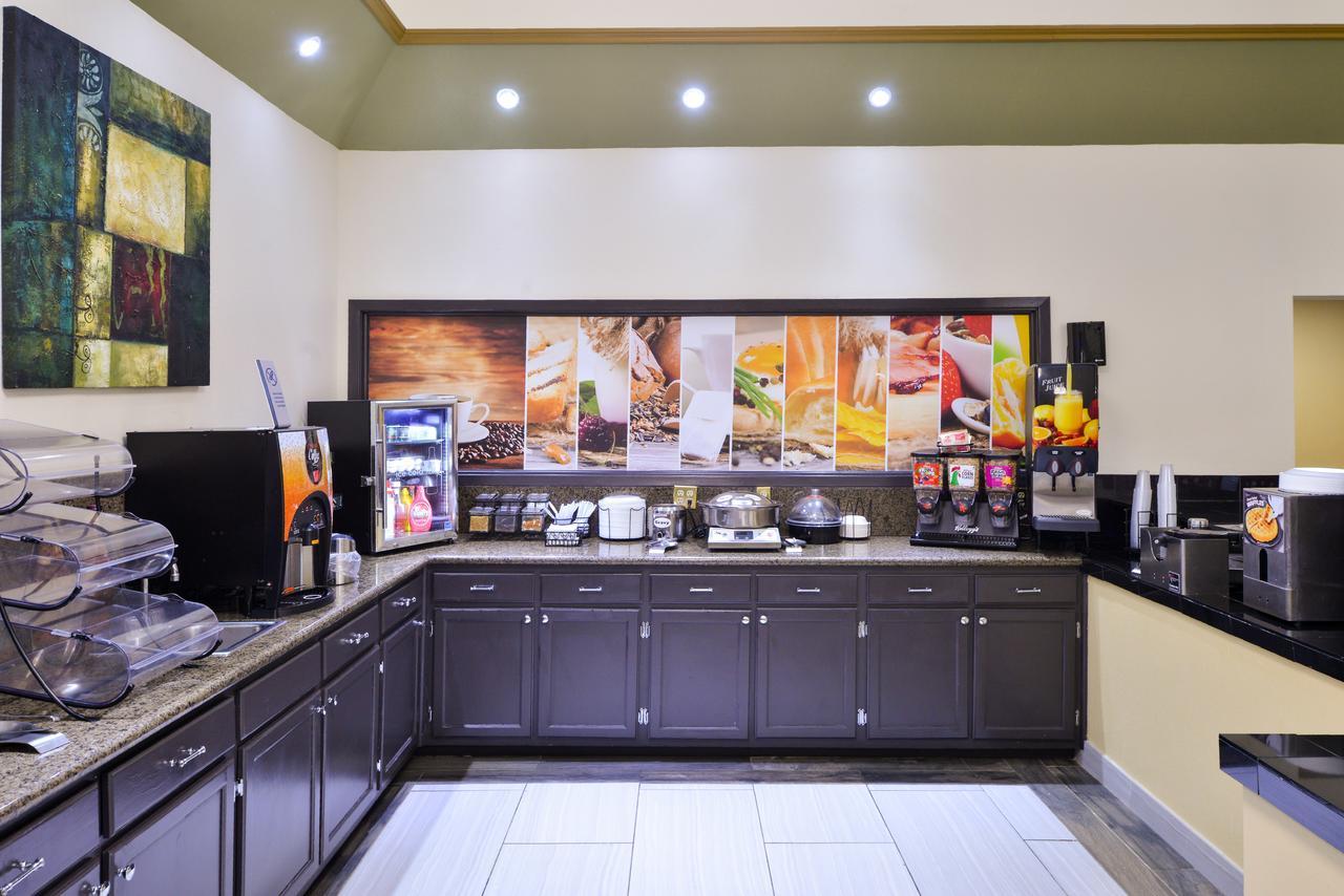 America'S Best Value Inn & Suites-Клинтон Экстерьер фото